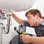 professional-plumbing-staff